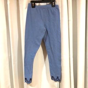 Crown & Ivey leggings